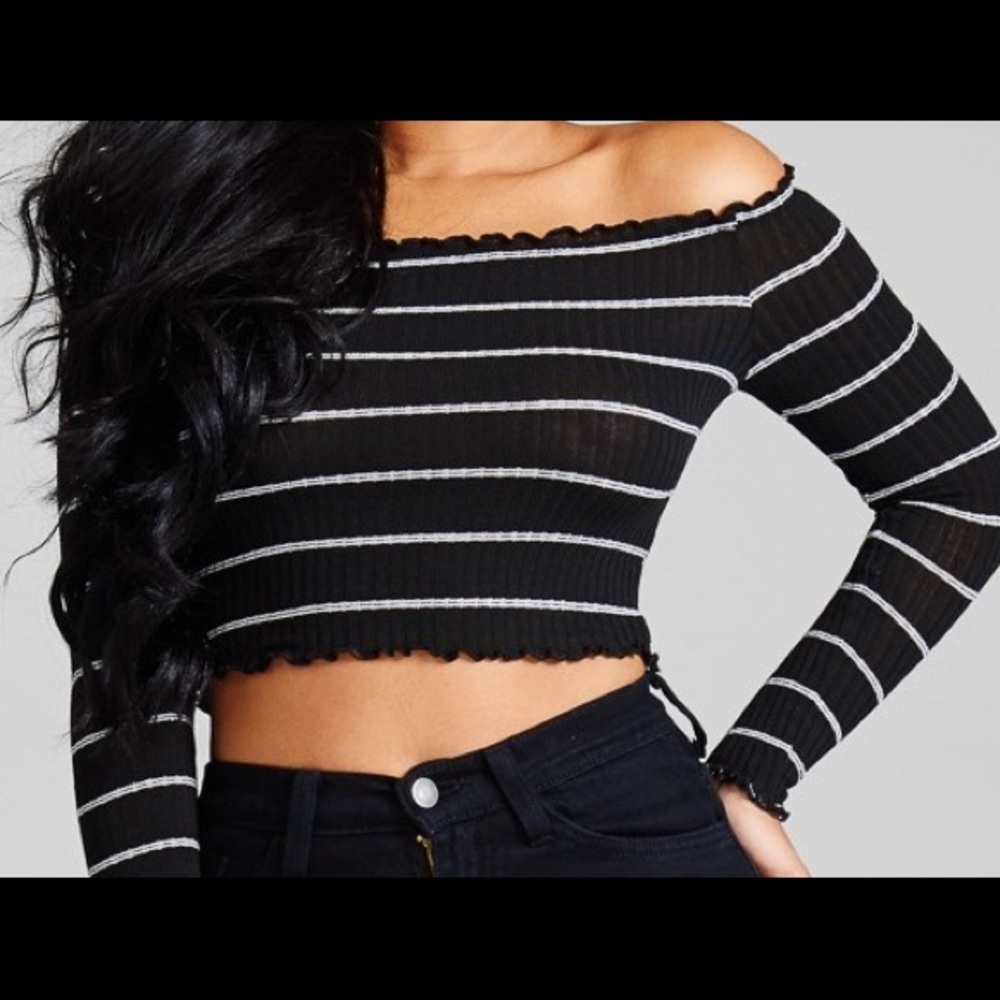 Black White Crop Top - Picture 2 of 4